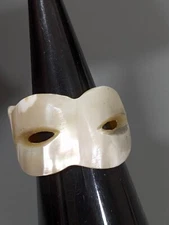 Beachy Coastal Carved Shell Wide Band Ring Size 4