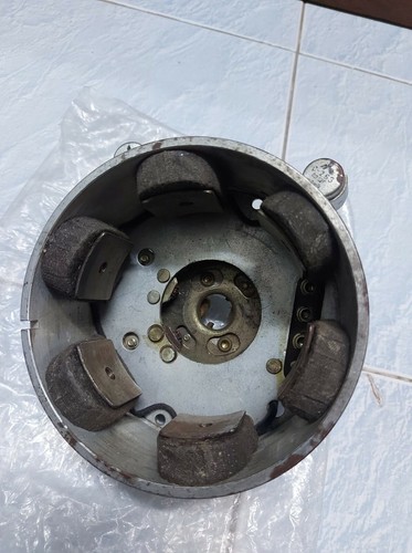 GENERADOR MAGNÉTICO ESTATOR YAMAHA 250CC-1969-71 YDS6-DS6C GENUINO NOS JAPÓN - Imagen 5 de 6
