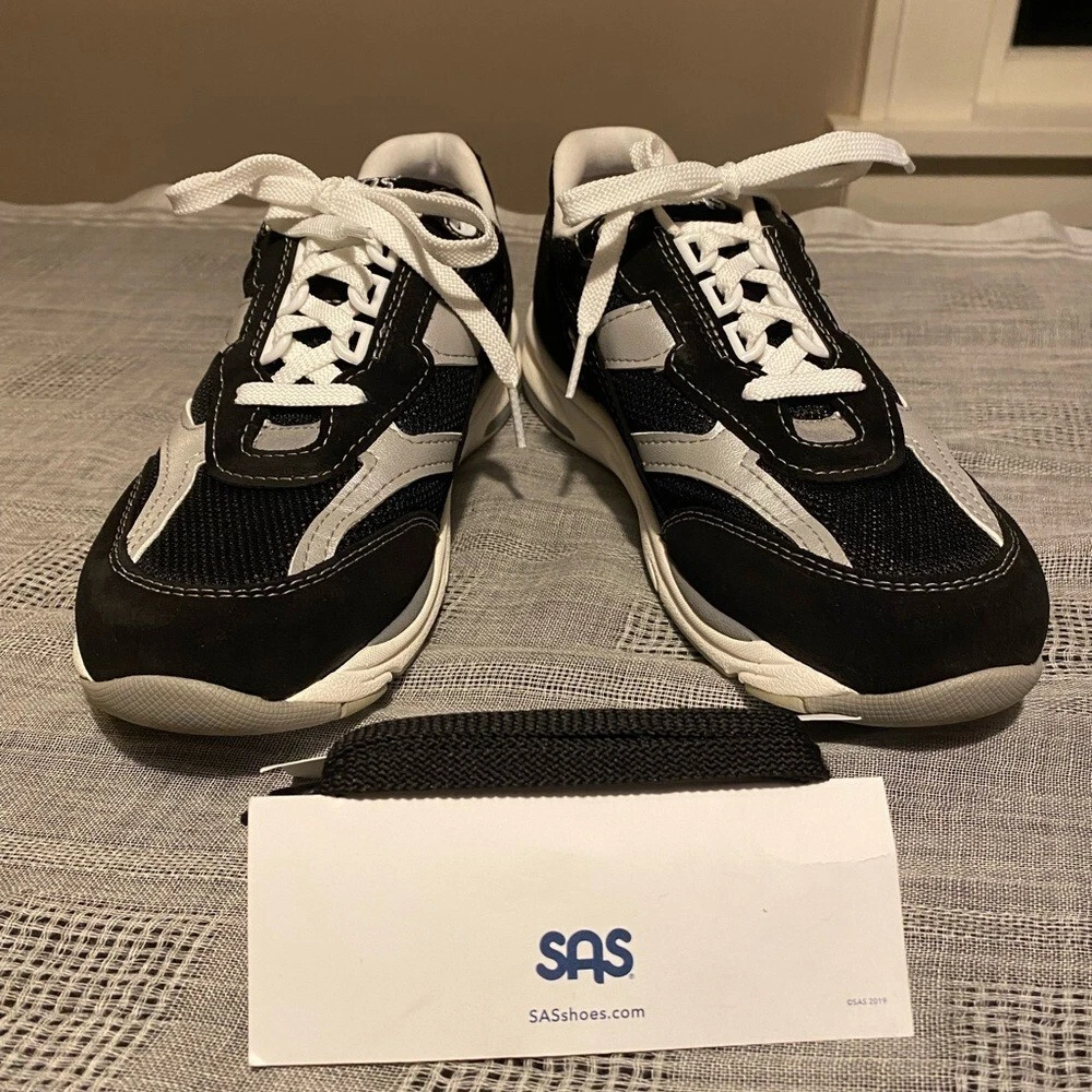 SAS “tour mesh lace up sneaker”. Black suede & silver. Size 7. Comfort