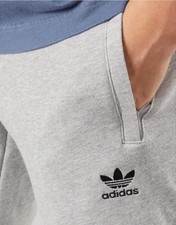 Adidas Originals Trefoil Essentials Cargo joggers, sweatpants slim fit Bottoms