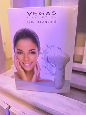 Gesichtsreinigungsbürste mit 5 Aufsätzen SKIN CLEANSING