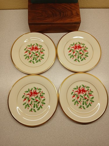 NEW Set Of 4 Lenox Dimension Holiday Gold Red Ribbon Holly Berry Salad Plates 8" - Picture 1 of 11
