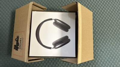 Apple AirPods Max mit Smart Case Noise-Cancelling Kopfhörer - Space Grau 