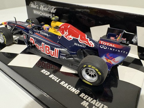 Minichamps 1/43 Mark Webber 2011 Red Bull RB7 - Picture 3 of 6