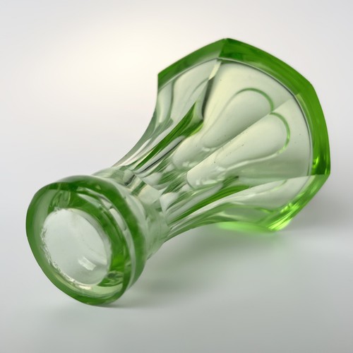 MOSER Hoffman Faceted Art Glass Crystal Vase Art Deco Geometric Cubism - 第 11/11 張圖片