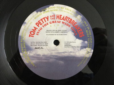 Tom Petty And The Heartbreakers - Into The Great Wide Open