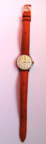 VINTAGE DAMENUHR - CHAMPAGNER ZIFFERBLATT - ANTIALLERGISCHES ARMBAND - NEUWERTIG - Bild 1 von 2