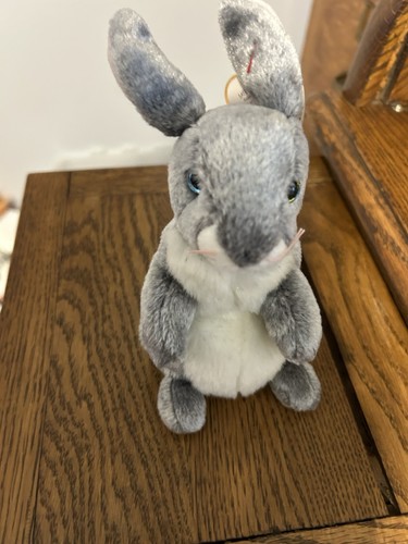 TY BEANIE BABY CUTE HOPPER THE BUNNY WITH TAG PLUSH TOY AND FREE SHIPPING - Picture 2 of 5