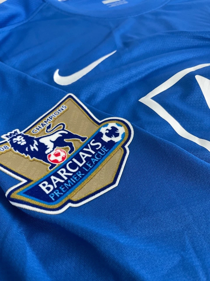 Manchester United 07/08 Away Jersey – Retro Long Sleeve – Cristiano Ronaldo#7 - Image 4 of 4