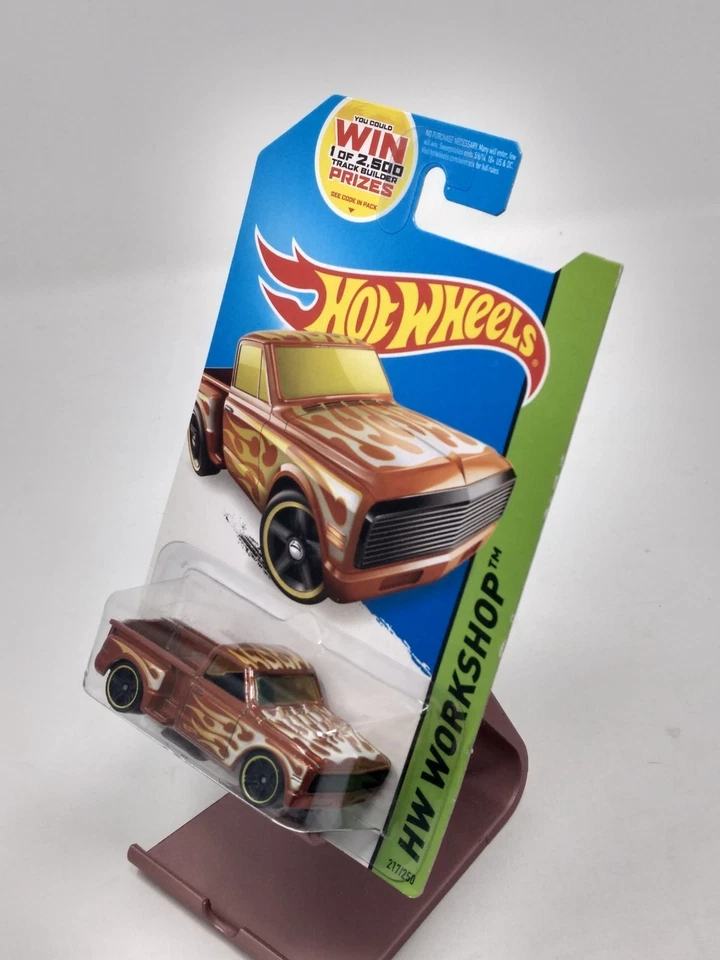 Camioneta Chevy Hot Wheels HW Workshop Custom 69 2012 217/250 Foto 3 de 4