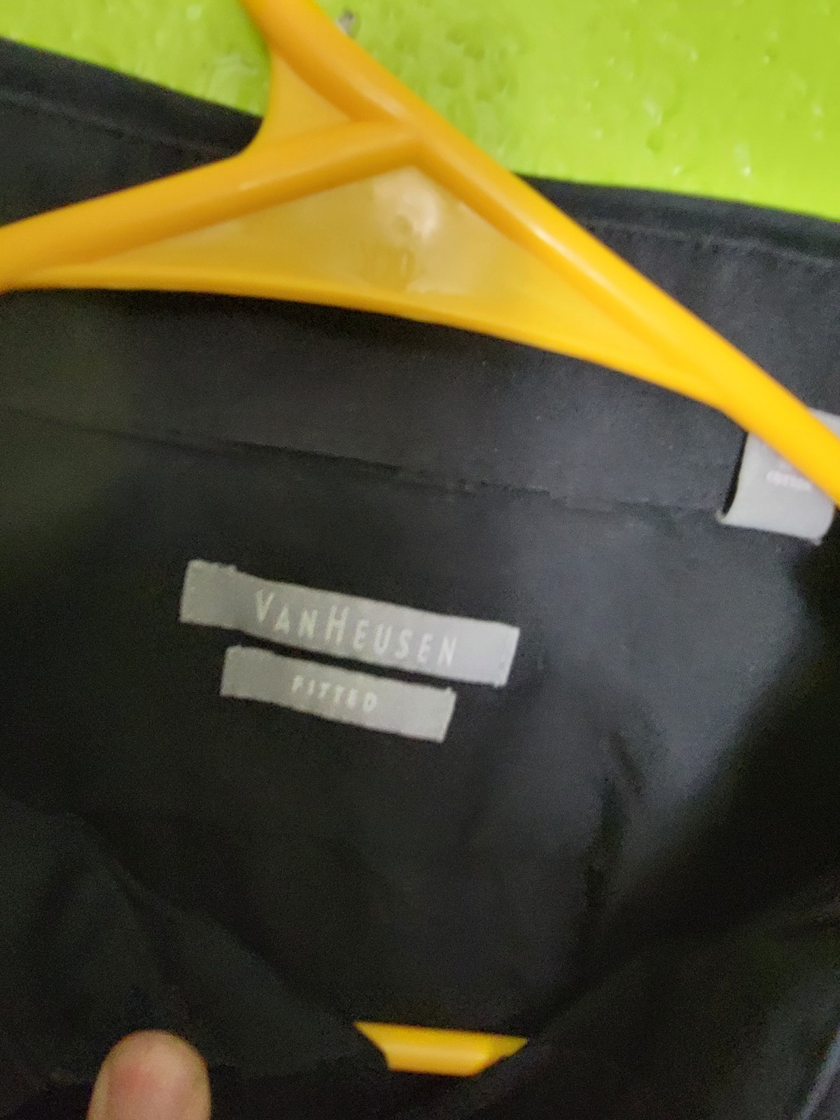 Van Heusen Solid Black Button Up Shirt Fitted Lon… - image 2