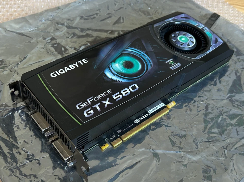 [Refurbished] Gigabyte GTX580 1.5GB GDDR5 PCI-E Graphics Card - Image 3 of 4