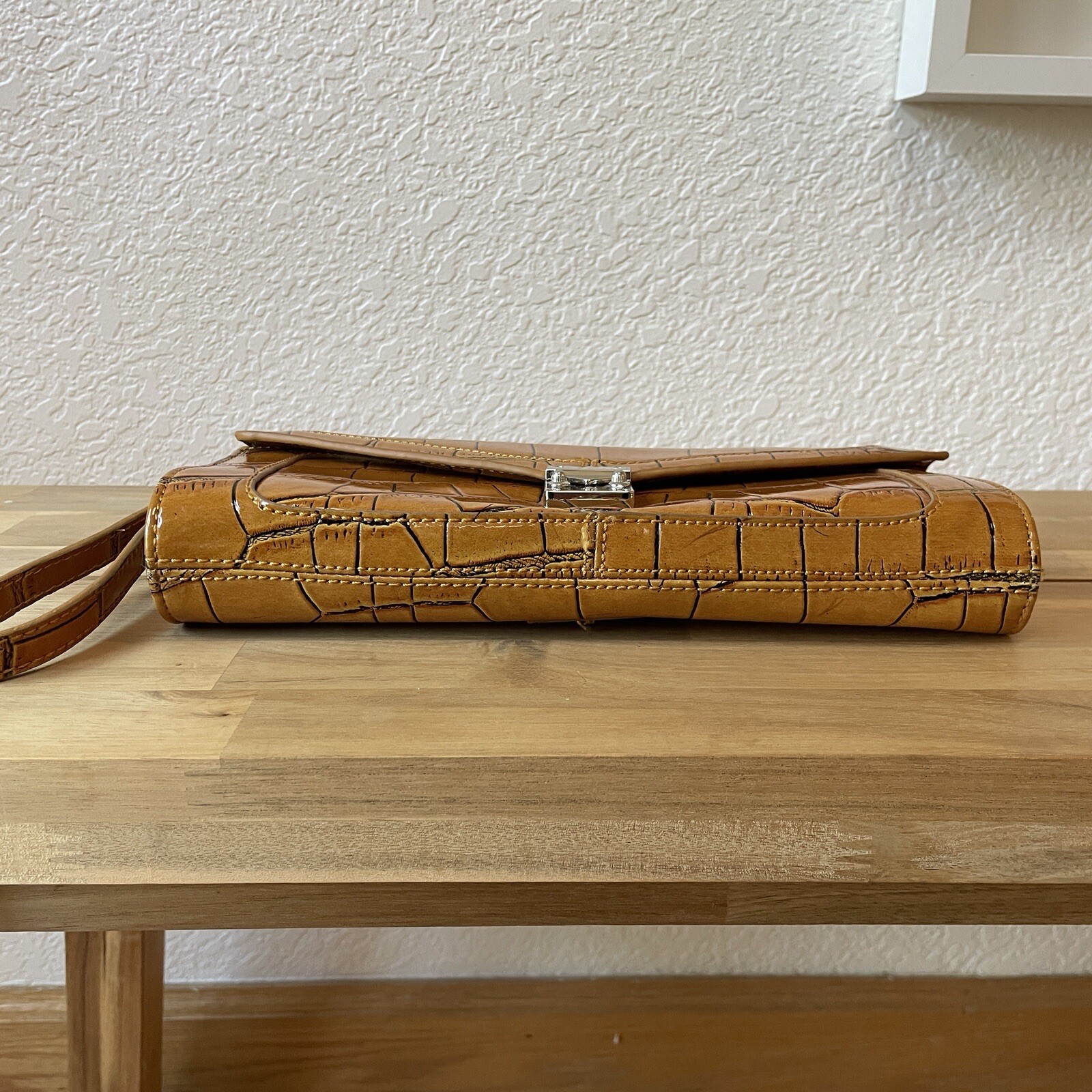 Koret Crocodile Pattern Clutch Writlet Yellow Tan - image 7