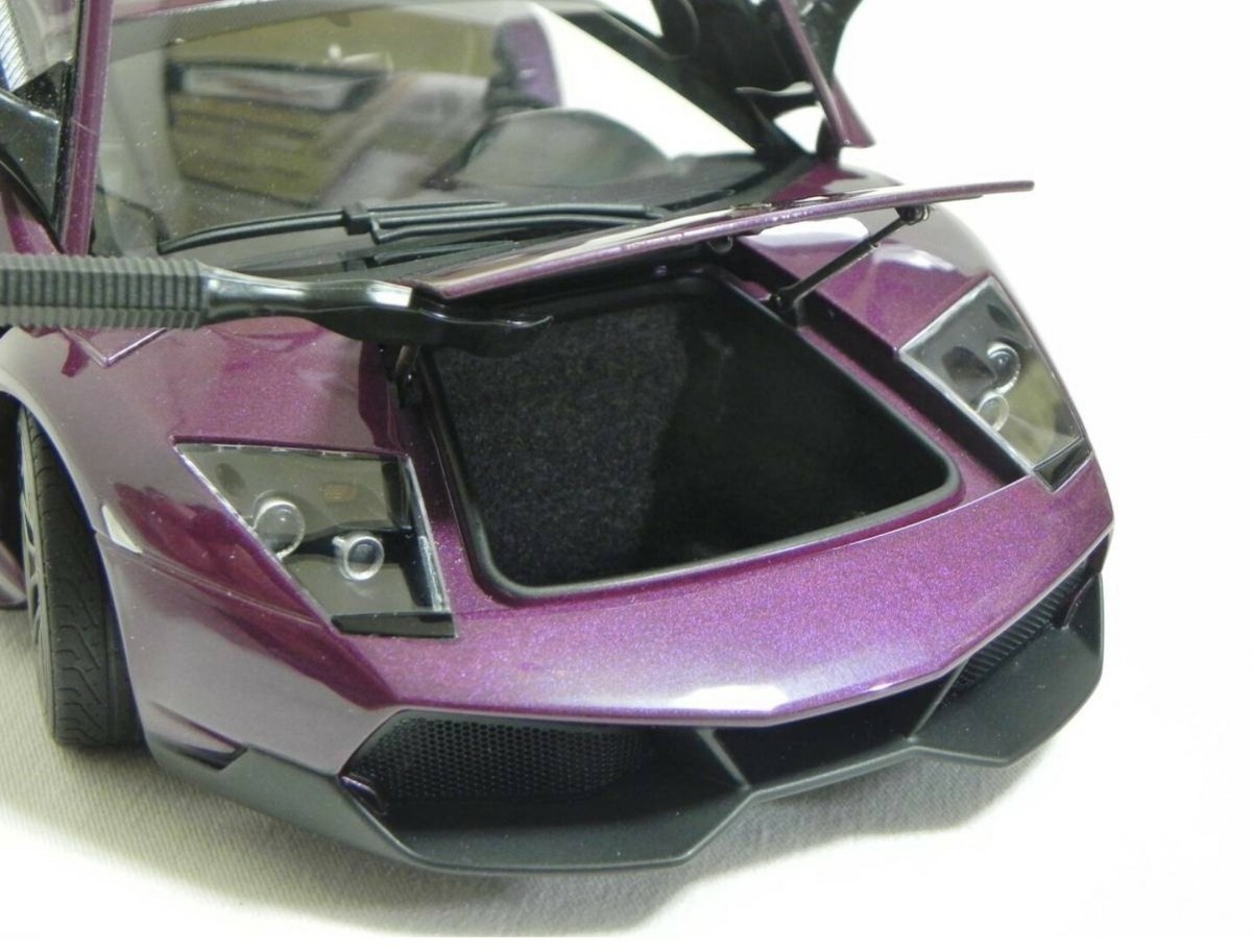 Autoart Lamborghini Murcielago LP670-4 SV VIOLA OPHELIA 1/18 Autoart Lamborghini Murcielago LP670-4 SV VIOLA OPHELIA 1/18