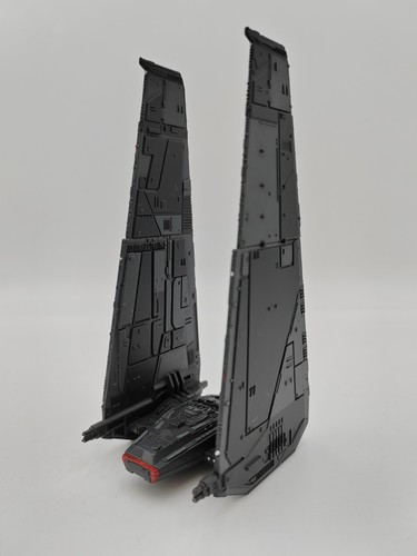 Upsilon-class Command Shuttle Star Wars X-Wing Miniatures Game - Cannon Broken - Picture 7 of 15
