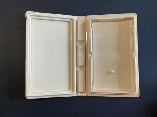 SECRET OF NIMH - VHS W/ CLAMSHELL - 1982 - SEE PICS FOR CONDITION - TESTED GOOD - Picture 3 of 5