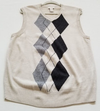 Dockers Vest Men  s Medium Beige Gray Black Argyle Sleeveless Sweater Preppy Work