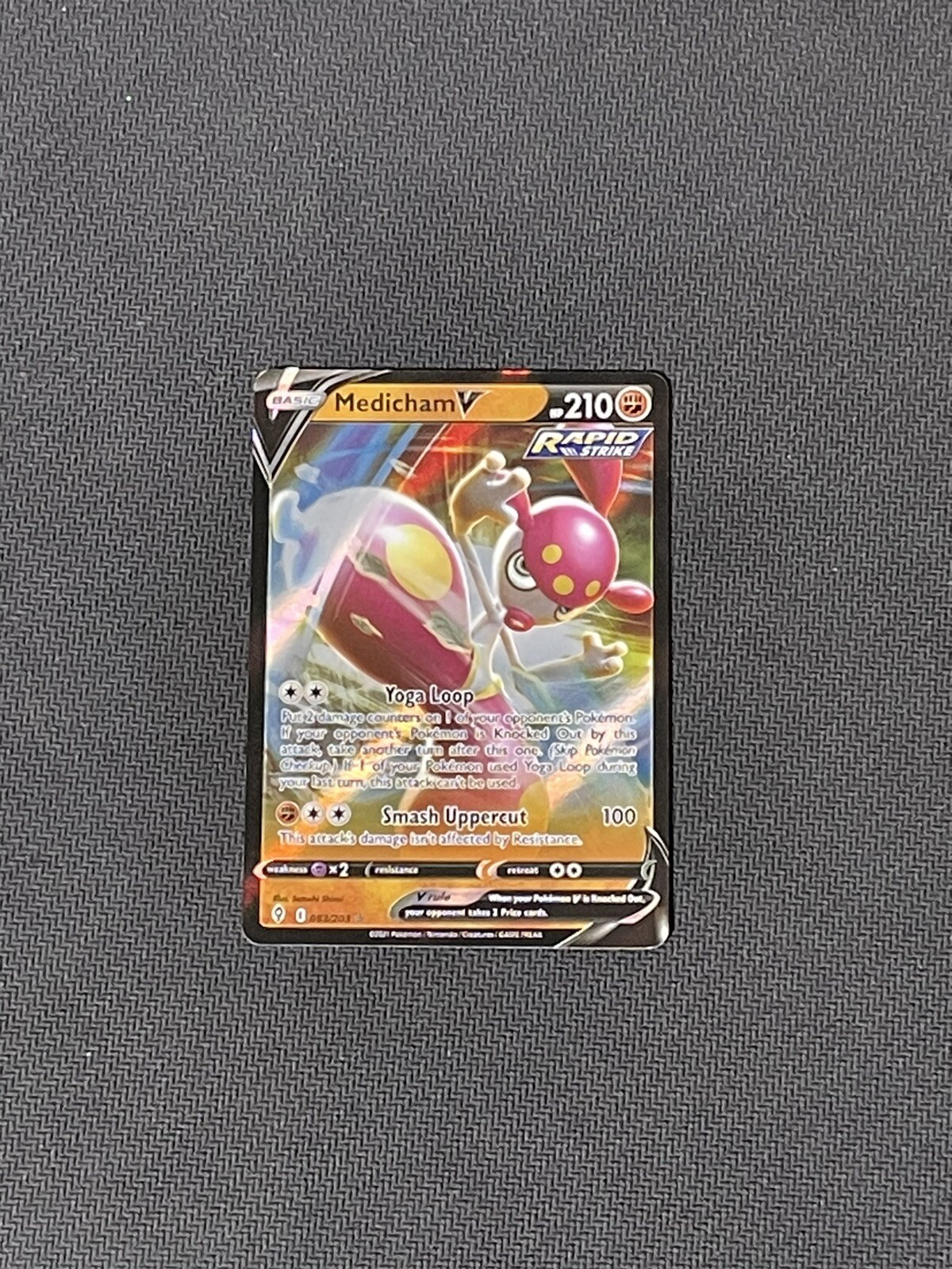 Pokemon Evolving Skies "Medicham V" 83/203 / Ultra Rare / Near Mint