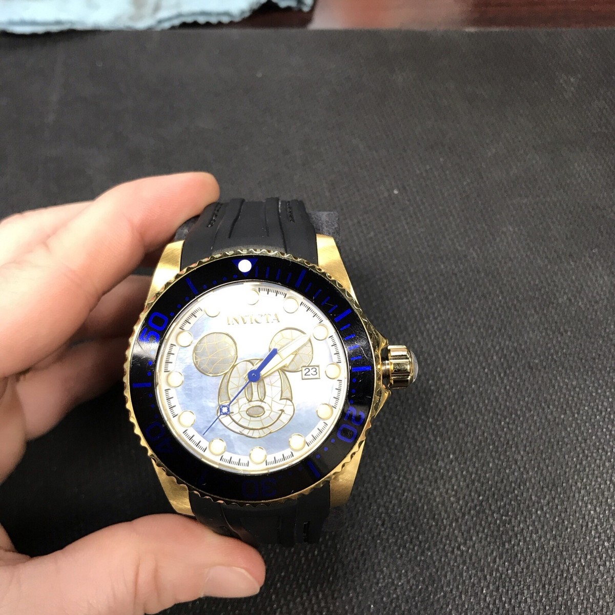 Invicta Mickey Mouse Automatic Watch Limited Edition Grand Diver