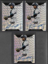 2018 Leaf Metal RONALDO HERNANDEZ Silver Wave Prismatic Auto RC Red Sox