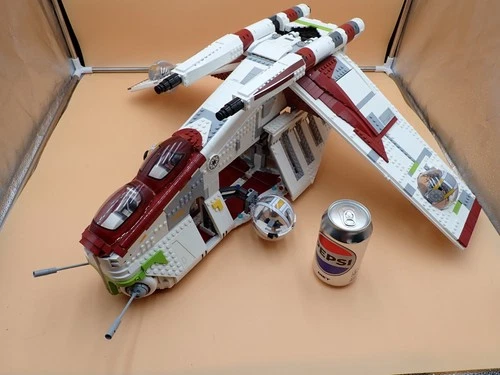 LEGO Star Wars UCS Republic Gunship 75309 appears complete except stand/minifigs