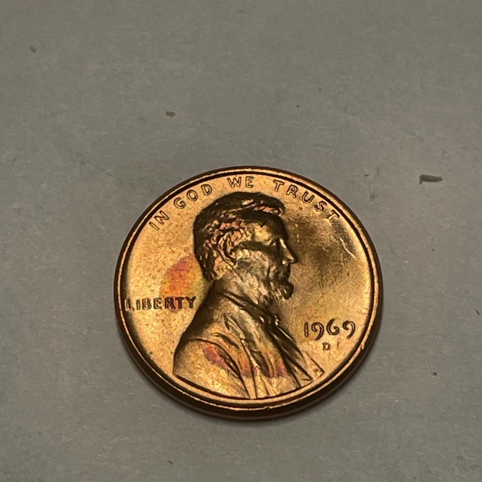 1969-D Lincoln Memorial Cent Penny with Natural Rainbow Toning 122 UNC OBW Roll - Image 4 of 4