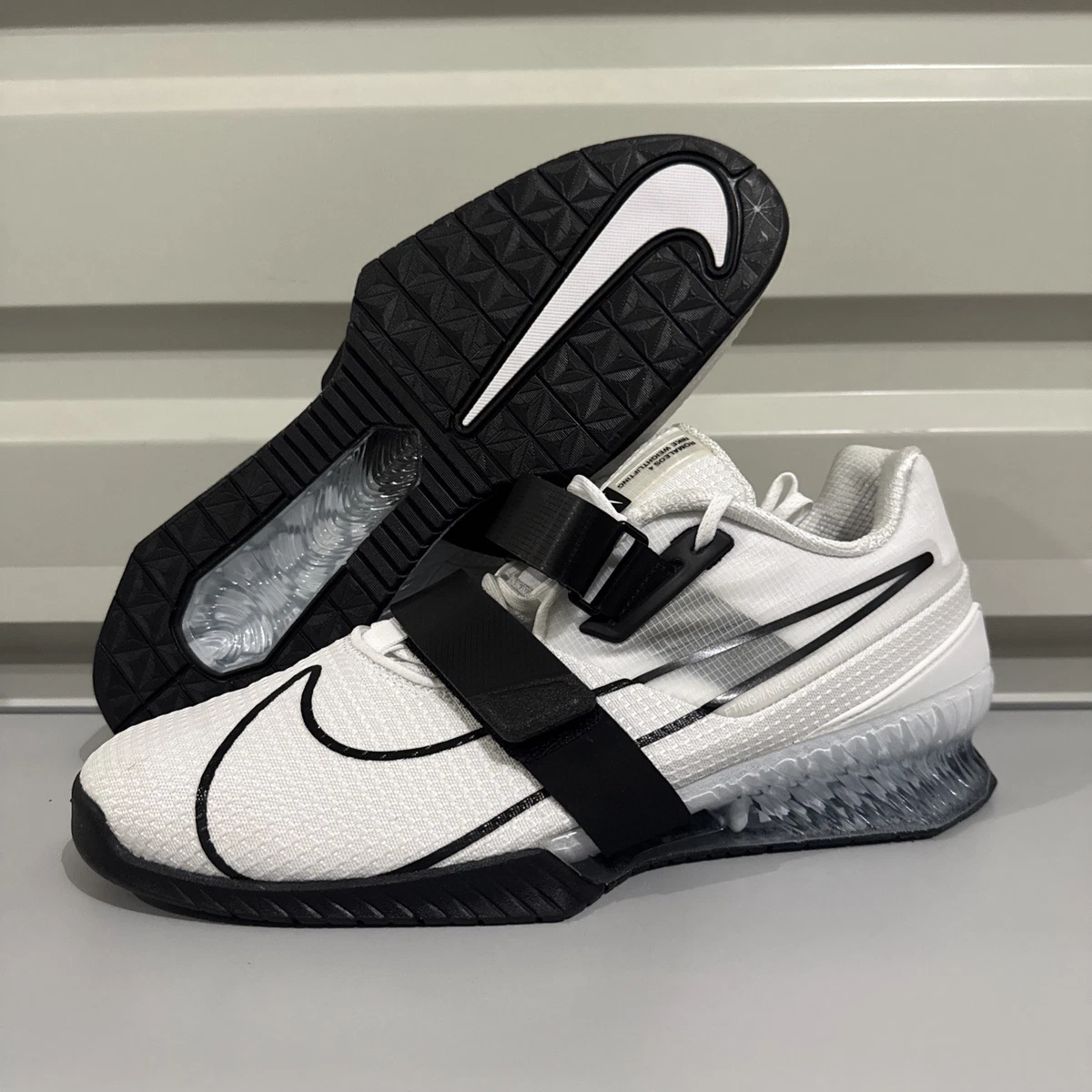 Preços baixos em Nike Romaleos 4 White Black | eBay