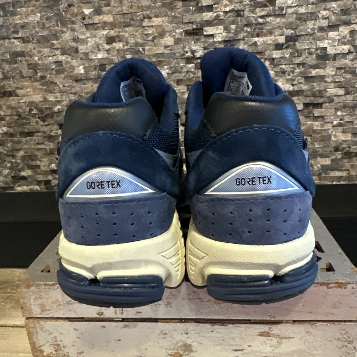 M2002RXF New Balance 2002R GORE-TEX Navy Arctic Grey Indigo Blue