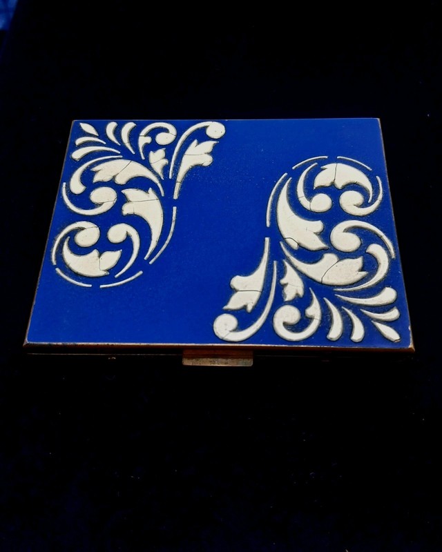 Vintage Elgin American Blue Enameled Compact