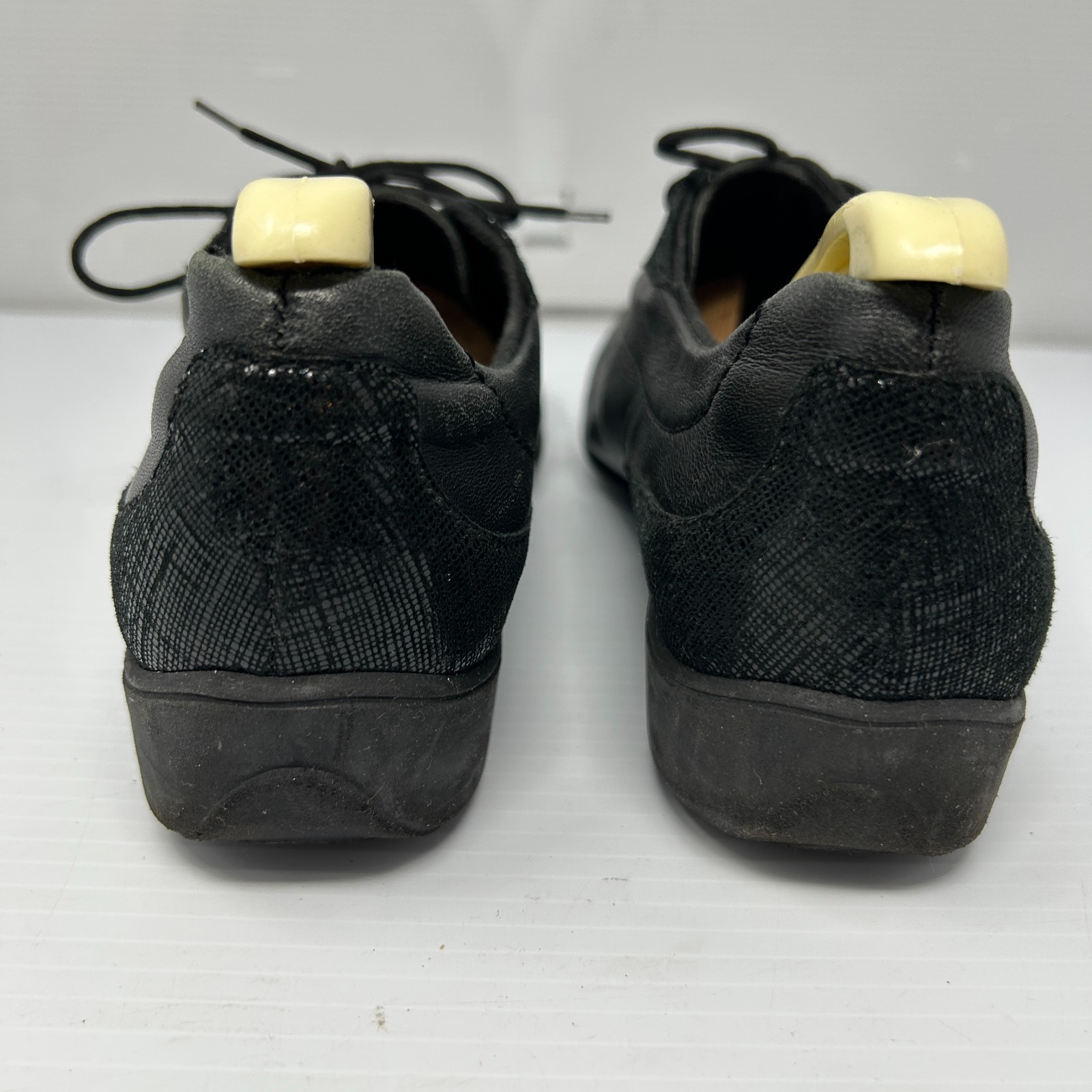 Munro Sydney Shoes Womens 10 Casual Black Leather Crosshatch Lace Up Sneakers