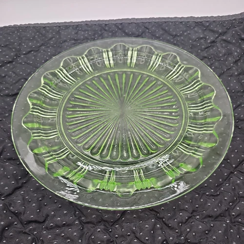Vintage Hocking Uranium Glass Plate