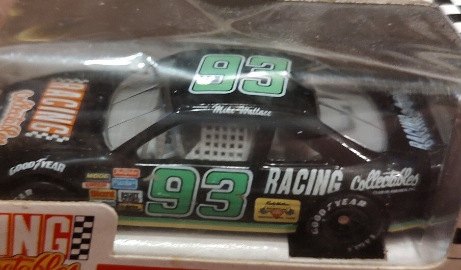 93 Racing Collectables Pontiac, Mike Wallace, Nascar 1:64