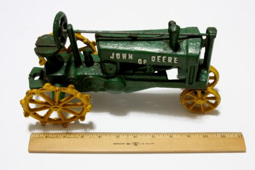 Trattore giocattolo vintage in ghisa John Deere OP verde e giallo da collezione lungo 12" - Foto 5 di 6