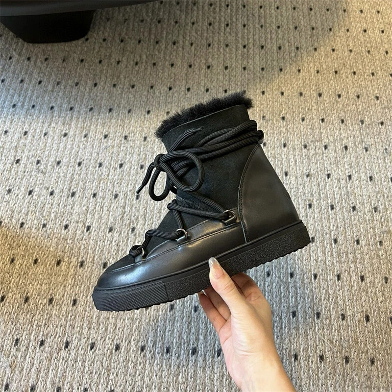 INUIKII Women's Flat Ankle Boots Non-slip Warm Cotton Shoes - Image 2 of 4