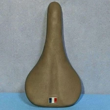 macaron vintage racing style synthetic leather saddle