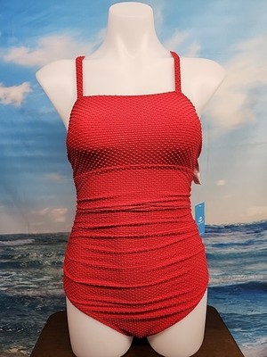 NWT Cupshe Womens One Piece Swimsuit Size Small. Textured Dots Red Color.