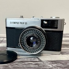 Olympus Trip 35 Point  Shoot 35mm Film Camera 40mm F2.8 Lens From Japan
