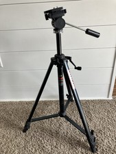Vanguard Adjustable Tripod w/Pan-and-Tilt Height from 22" - 61" Aluminum