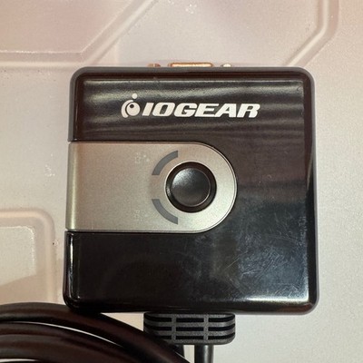 IOGEAR GCS42UW6 2-Port USB VGA KVM Switch with 6ft Built-In Cables Black