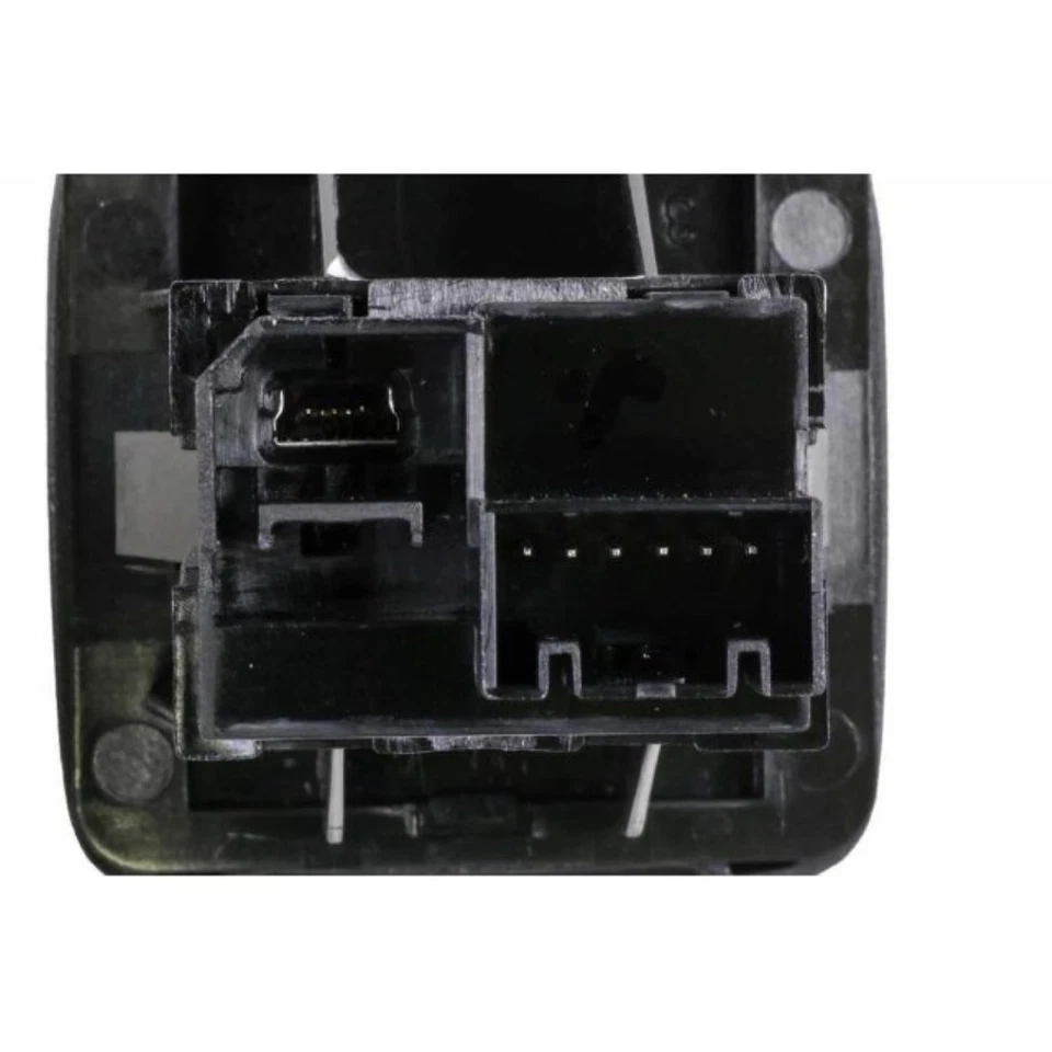 Genuine ACDelco For GMC Sierra 1500 2017 2018 Multimedia Receptacle | Black - Image 3 of 4