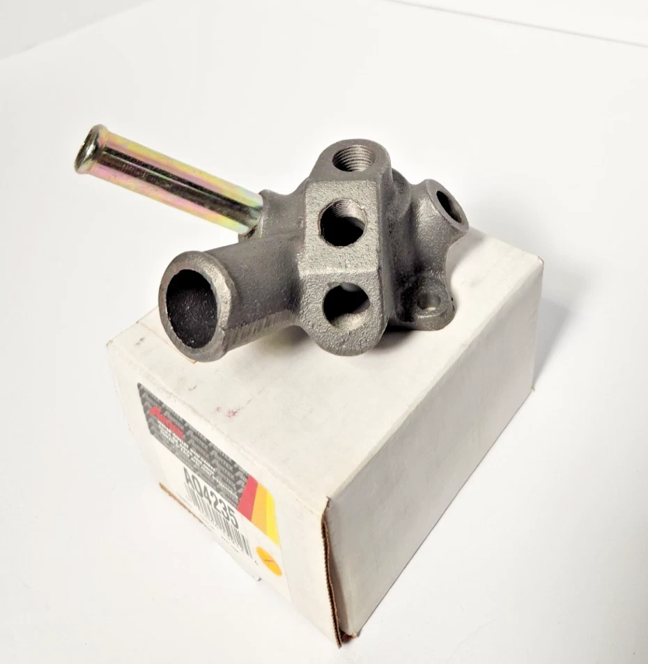 AIRTEX WATER OUTLET/ THERMOSTAT HOUSING, W/ GASKET & PLUGS #AO4235 - Image 3 of 4