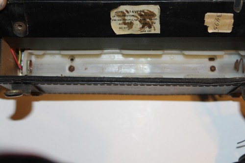 Vintage Granada 14 Transistor W/AFC AM/FM/Air/Police Band Radio 14VF68 - Picture 11 of 12