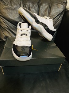 jordan retro 11 low emerald