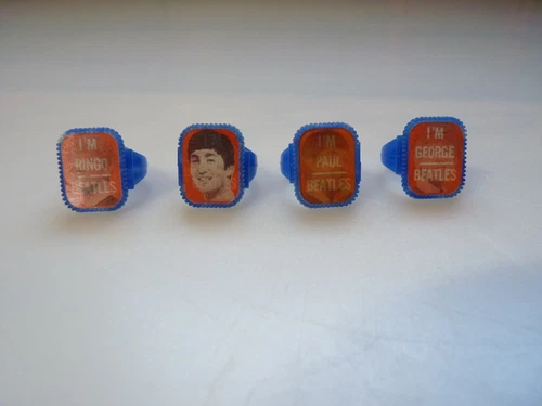 VINTAGE 60's THE BEATLES GUMBALL MACHINE 3D FLICKER PLASTIC RINGS FULL SET  X 4