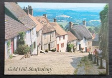 Vintage Postcard Unused Gold Hill Shaftsbury Dorset England