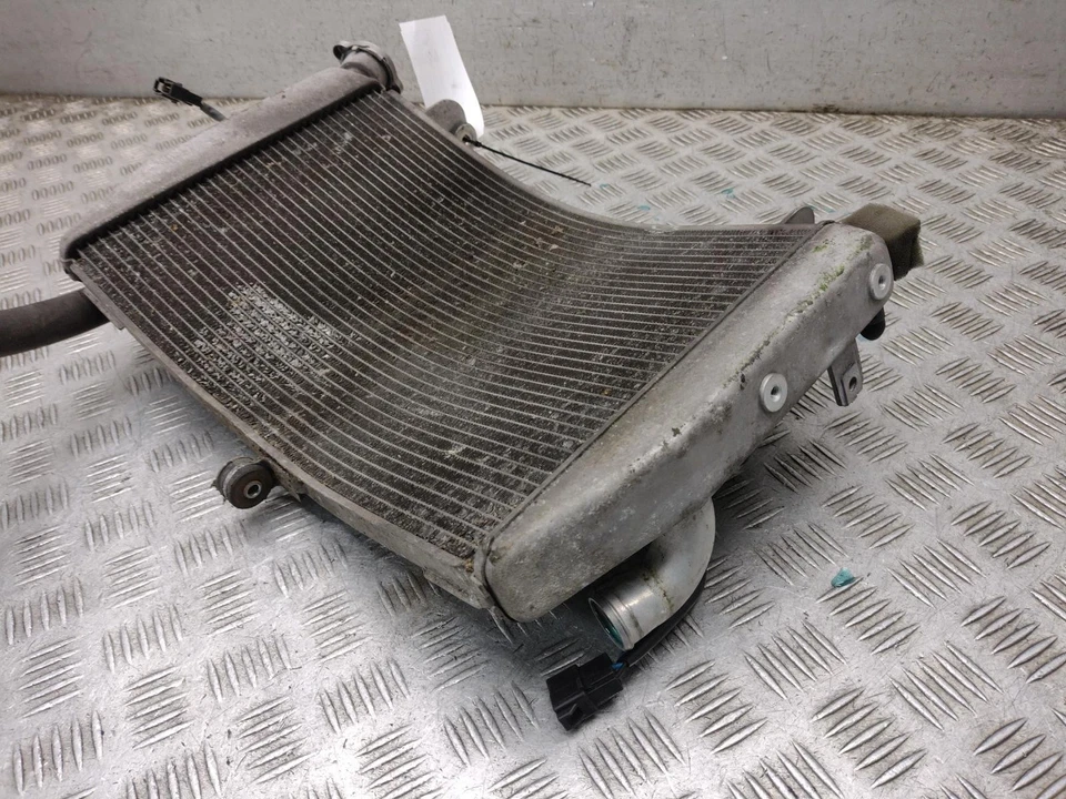 2012 YAMAHA YZF R1 RADIATOR ASSEMBLY — 第 2/4 张图片