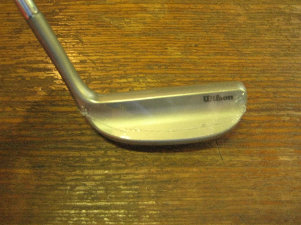 BRAND NEW Wilson Staff Model 8802 Blade putter 35 inch RH - Image 4 of 4