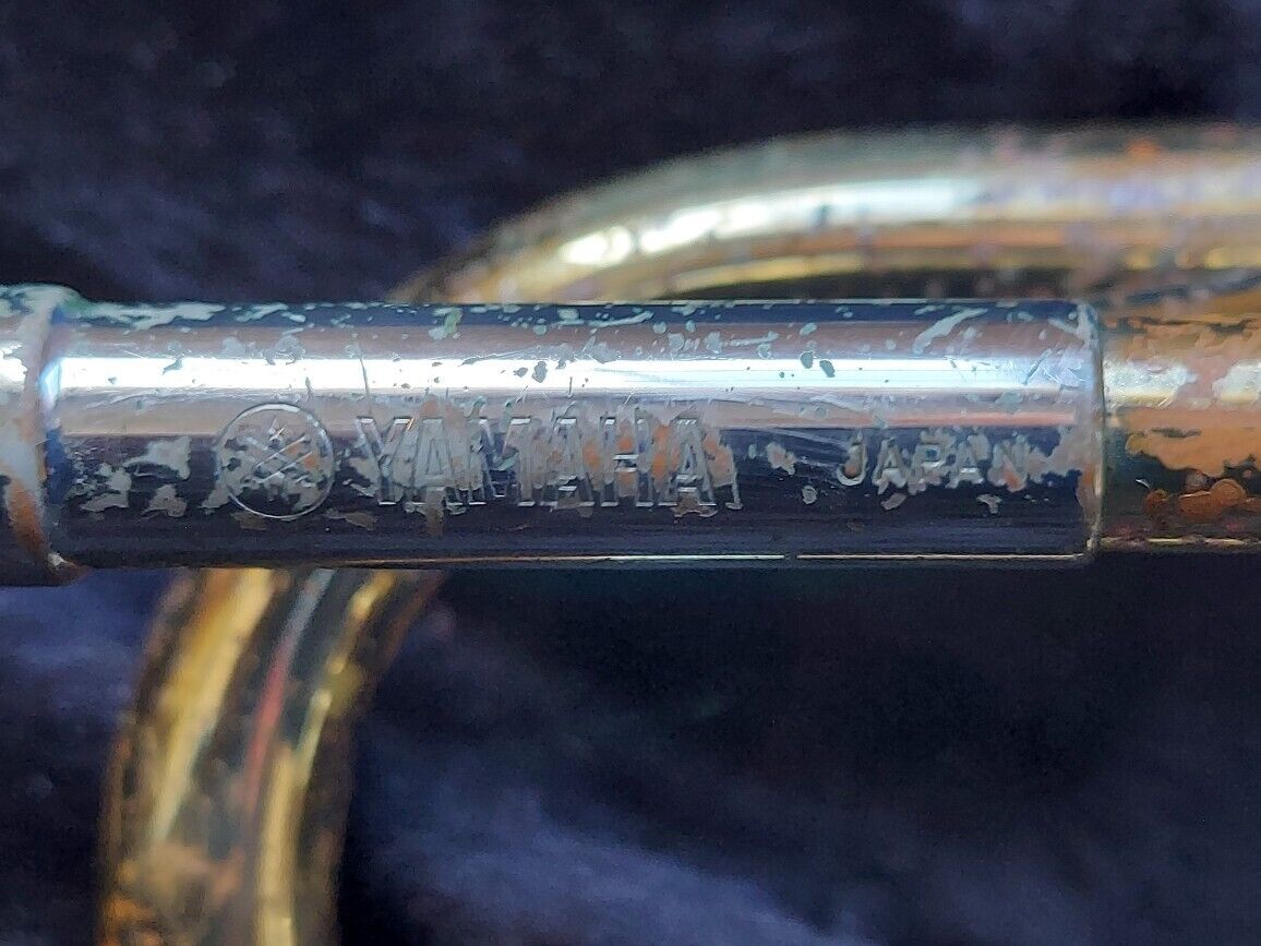 Yamaha YTR-232 Trumpet Brass with case & mouthpiece, Good Yamaha YTR-232 Trumpet Brass with case & mouthpiece, Good