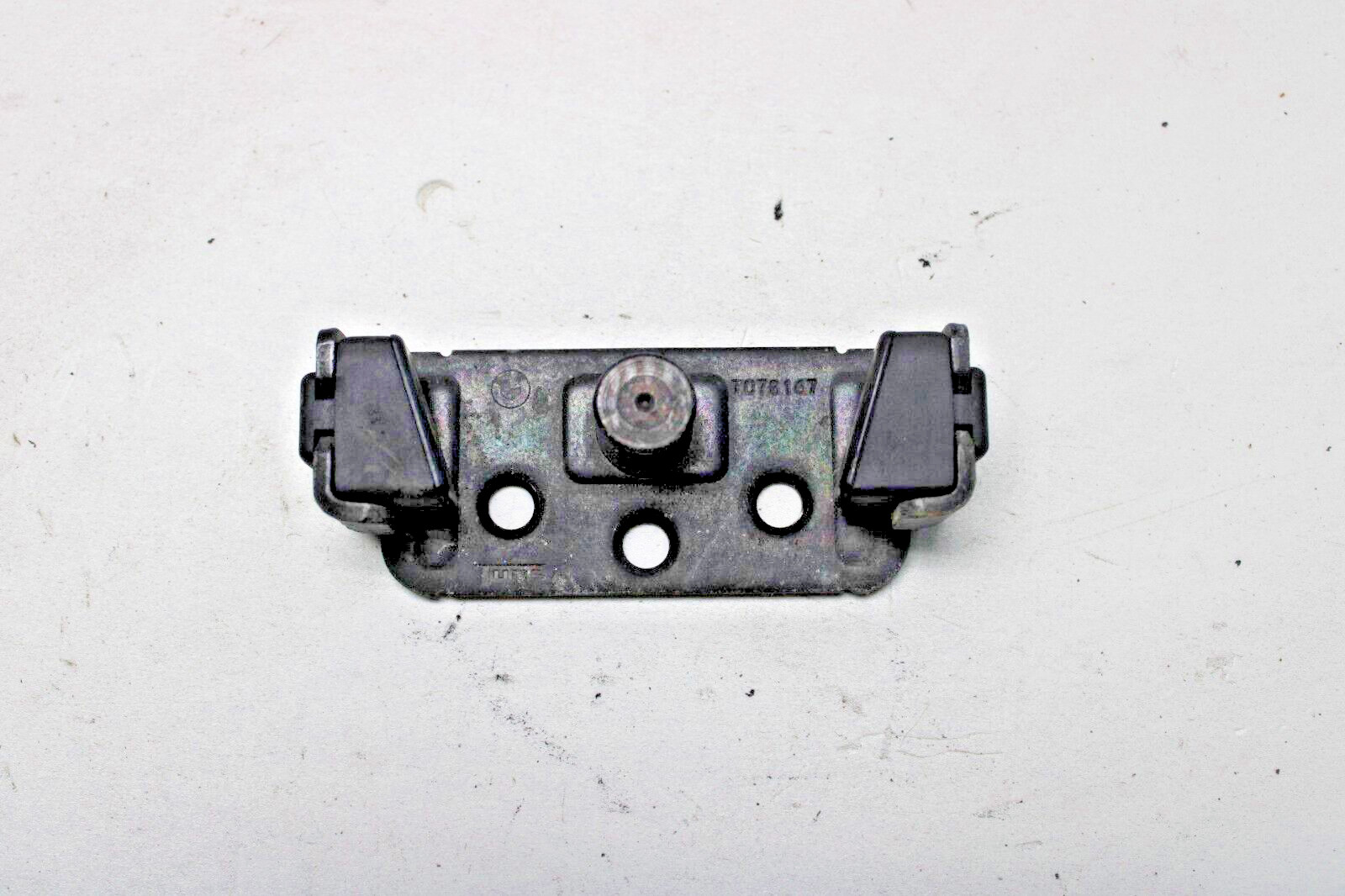 BMW E90 E92 328i 325i 330i 323i 335i 335d M3 320i TRUNK LATCH LOCK striker T1