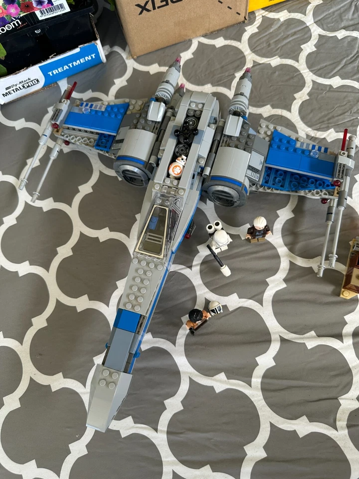 LEGO Star Wars: Resistance X-Wing Fighter (75149), 100% Complete no instructions - Image 3 of 4